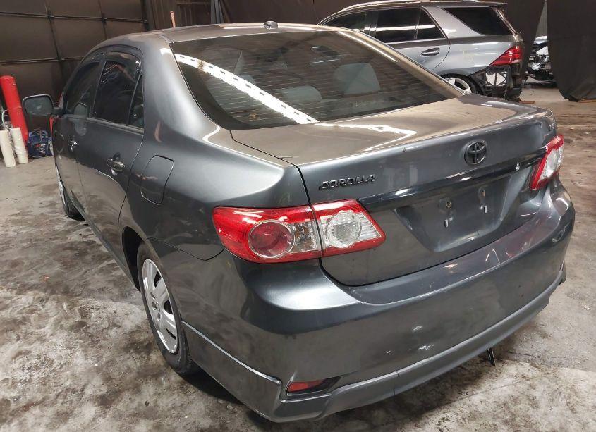 Photo 3 of 2011 Toyota Corolla LE (VIN 2T1BU4EE0BC559744)