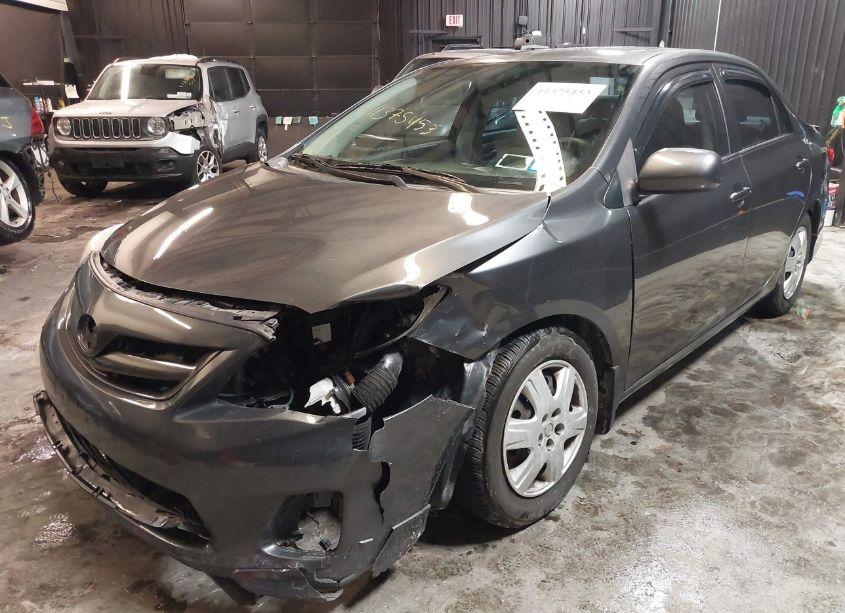 Photo 6 of 2011 Toyota Corolla LE (VIN 2T1BU4EE0BC559744)