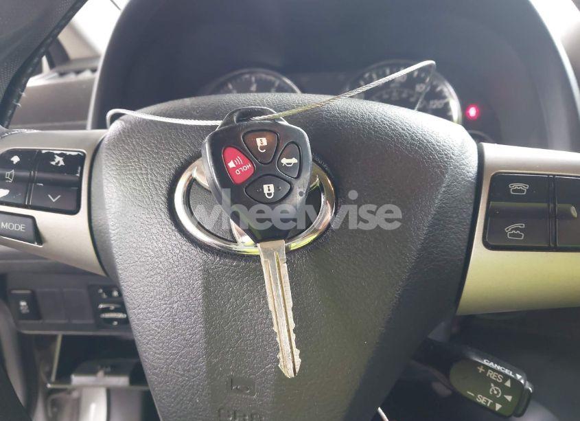 Photo 11 of 2011 Toyota Corolla S (VIN 2T1BU4EE0BC565026)