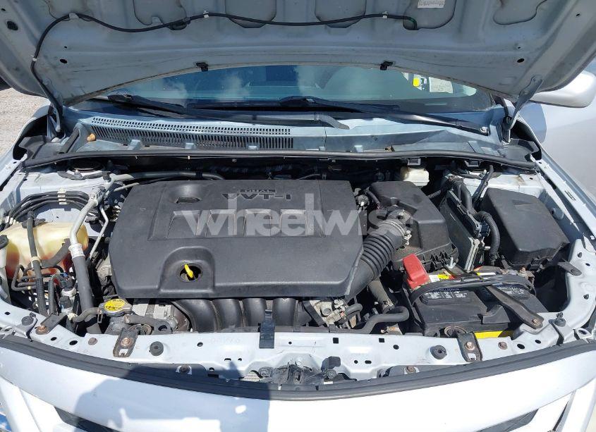 Photo 10 of 2011 Toyota Corolla LE (VIN 2T1BU4EE0BC579055)