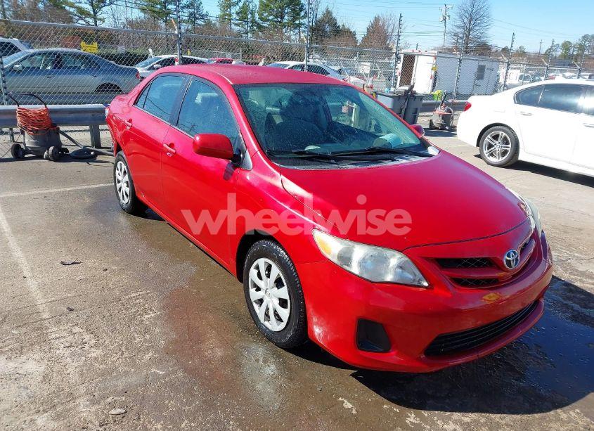 2011 Toyota Corolla LE (VIN 2T1BU4EE0BC599273) main photo