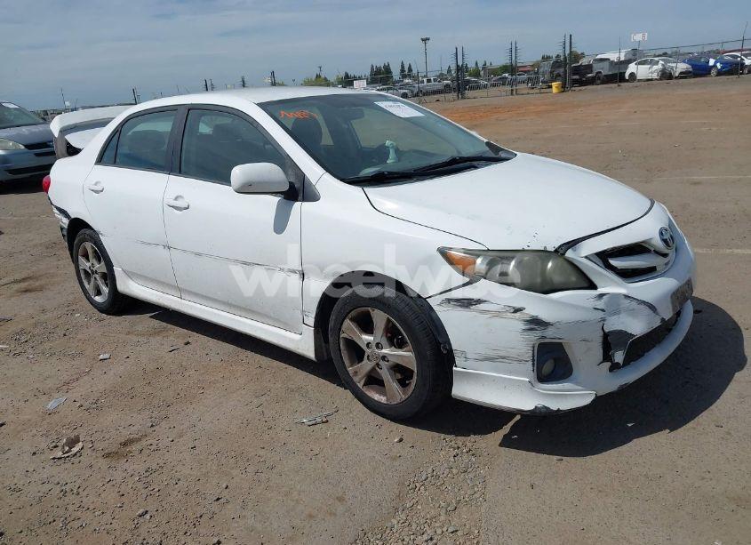 2011 Toyota Corolla S (VIN 2T1BU4EE0BC631879) main photo