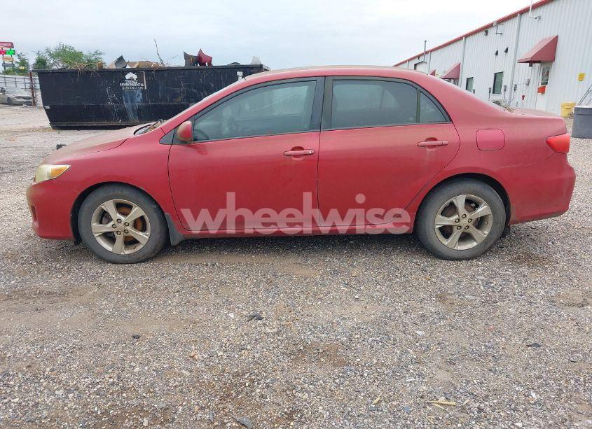 Photo 12 of 2011 Toyota Corolla LE (VIN 2T1BU4EE0BC652697)