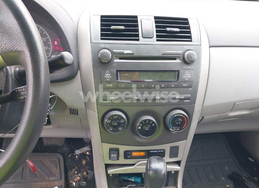 Photo 14 of 2011 Toyota Corolla LE (VIN 2T1BU4EE0BC652697)