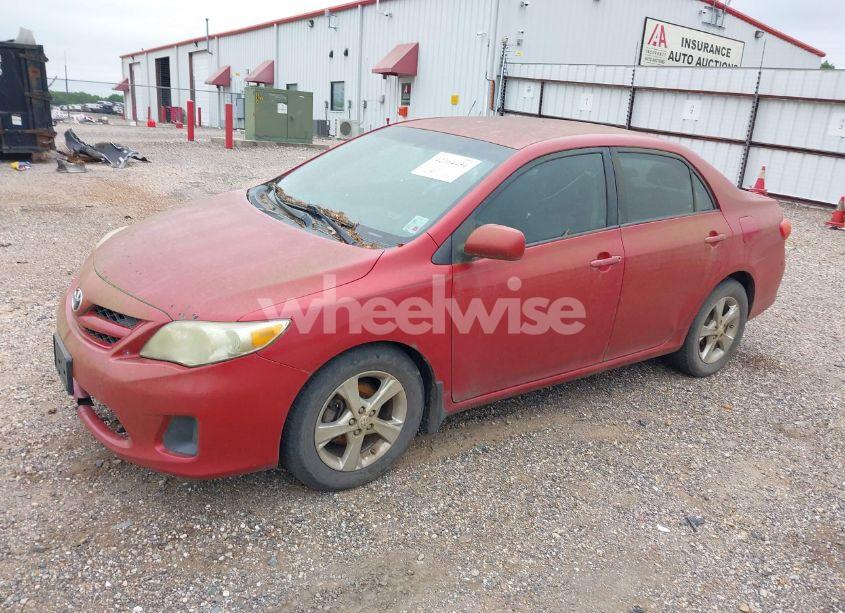 Photo 2 of 2011 Toyota Corolla LE (VIN 2T1BU4EE0BC652697)