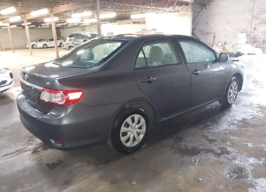Photo 4 of 2011 Toyota Corolla LE (VIN 2T1BU4EE0BC665613)
