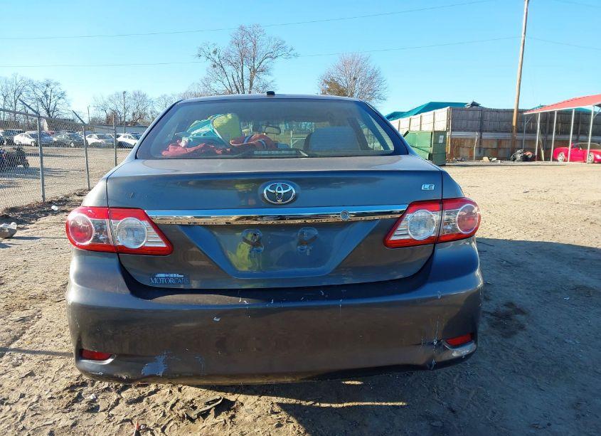 Photo 17 of 2011 Toyota Corolla LE (VIN 2T1BU4EE0BC668446)