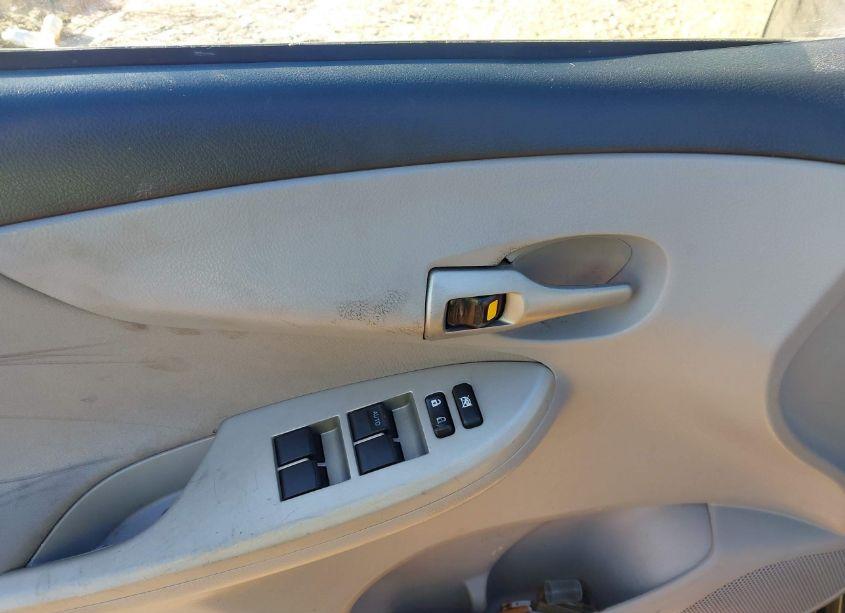 Photo 19 of 2011 Toyota Corolla LE (VIN 2T1BU4EE0BC668446)