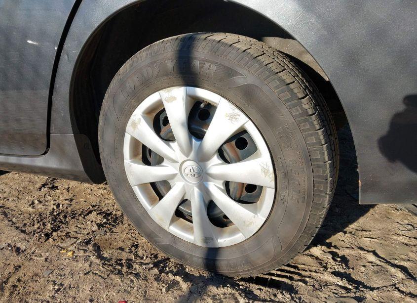 Photo 6 of 2011 Toyota Corolla LE (VIN 2T1BU4EE0BC668446)