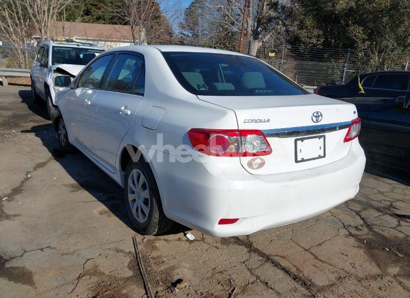 Photo 3 of 2011 Toyota Corolla LE (VIN 2T1BU4EE0BC676725)