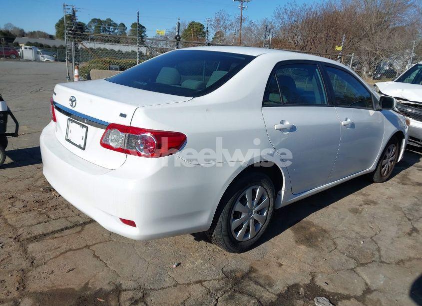 Photo 4 of 2011 Toyota Corolla LE (VIN 2T1BU4EE0BC676725)