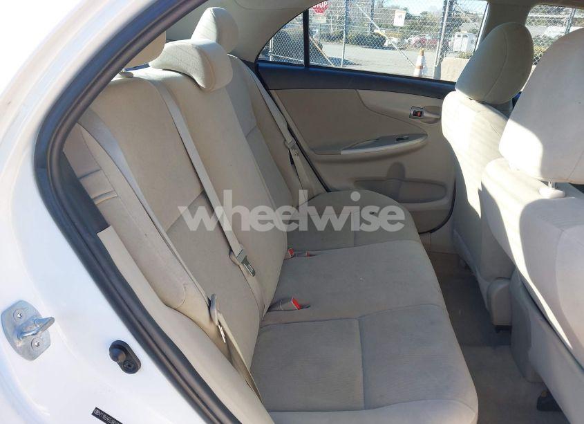 Photo 8 of 2011 Toyota Corolla LE (VIN 2T1BU4EE0BC676725)