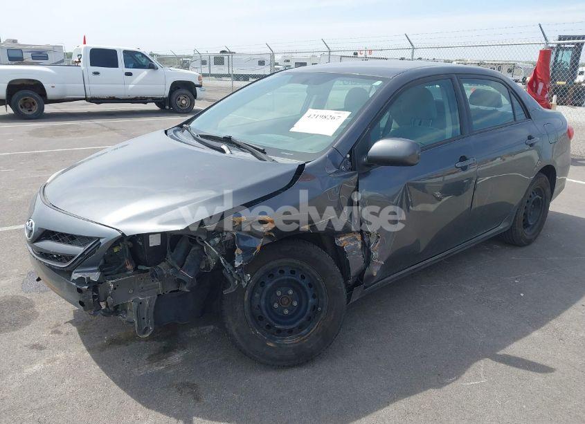 Photo 2 of 2011 Toyota Corolla LE (VIN 2T1BU4EE0BC687353)