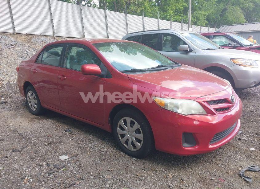 2011 Toyota Corolla LE (VIN 2T1BU4EE0BC687496) main photo