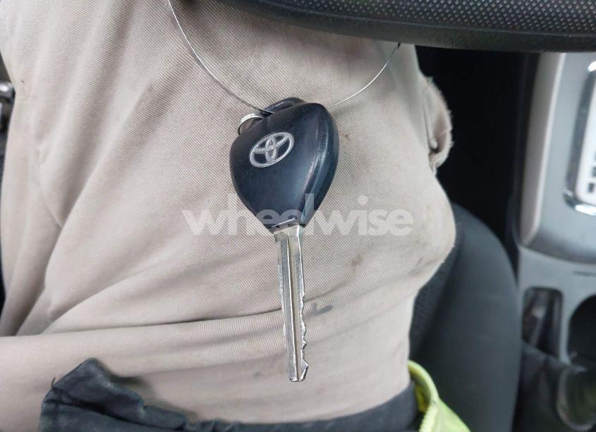 Photo 11 of 2011 Toyota Corolla S (VIN 2T1BU4EE0BC691709)