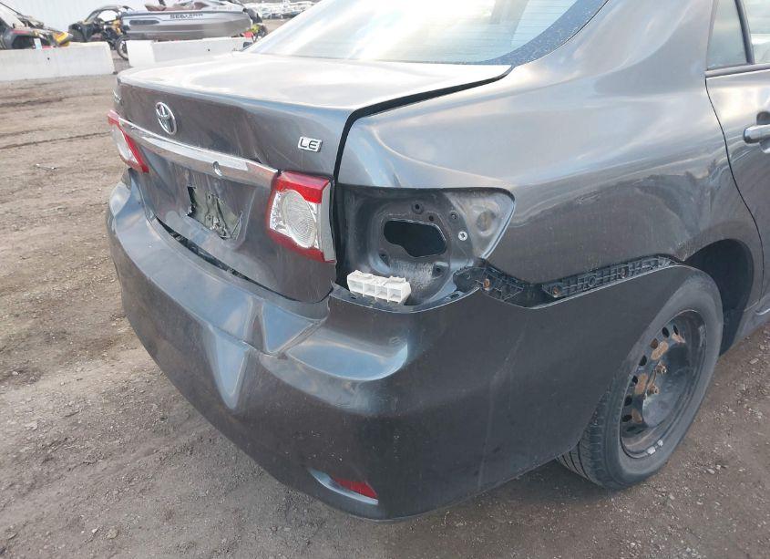 Photo 17 of 2011 Toyota Corolla LE (VIN 2T1BU4EE0BC696375)