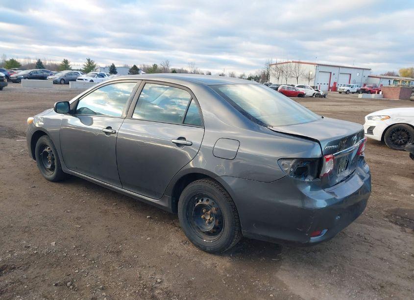 Photo 3 of 2011 Toyota Corolla LE (VIN 2T1BU4EE0BC696375)