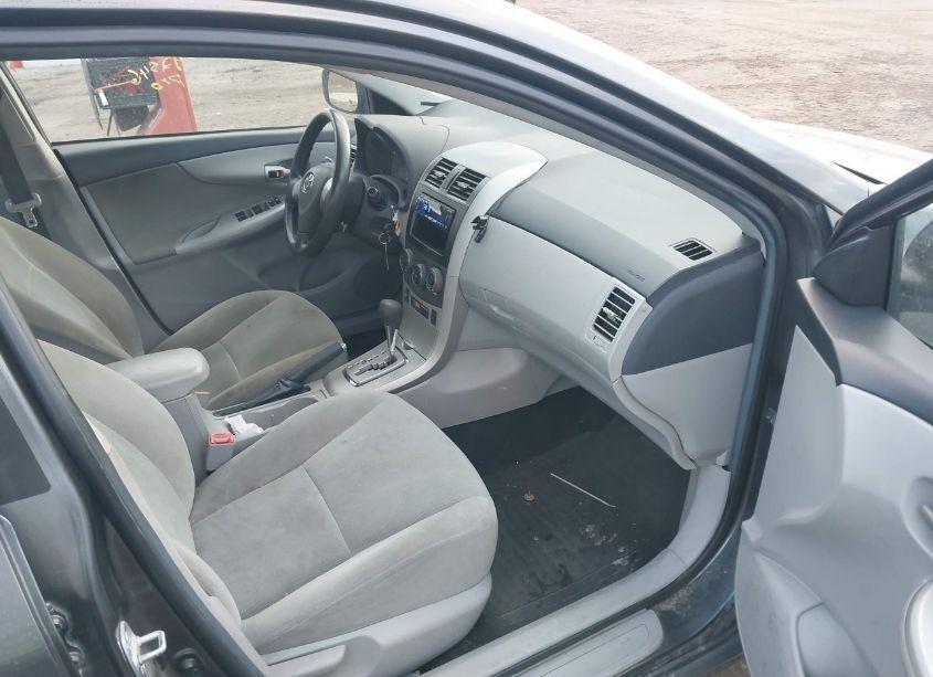 Photo 5 of 2011 Toyota Corolla LE (VIN 2T1BU4EE0BC696375)