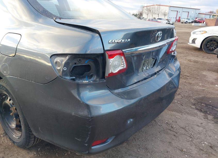 Photo 6 of 2011 Toyota Corolla LE (VIN 2T1BU4EE0BC696375)