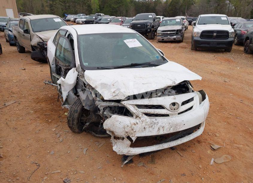 2011 Toyota Corolla LE (VIN 2T1BU4EE0BC698479) main photo