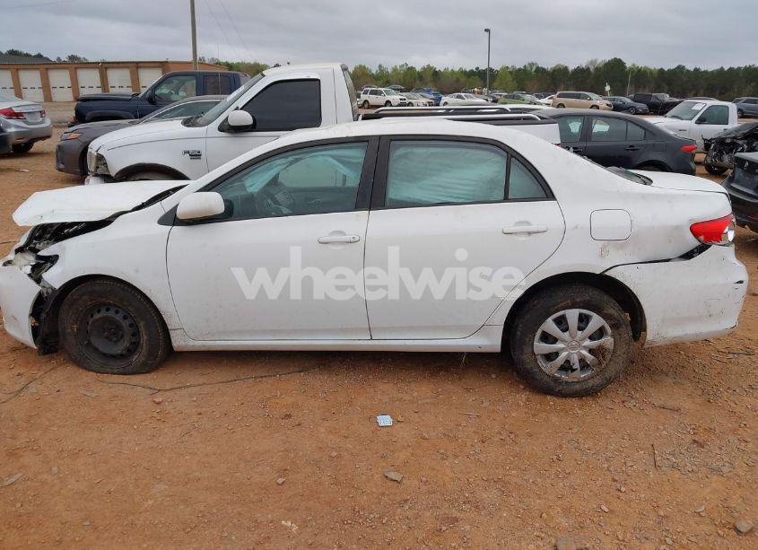 Photo 14 of 2011 Toyota Corolla LE (VIN 2T1BU4EE0BC698479)