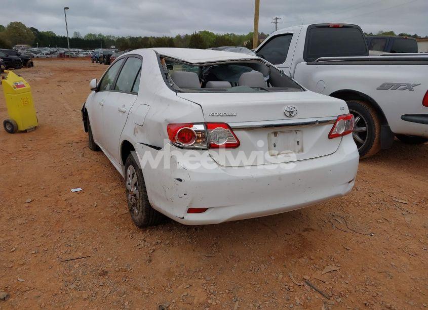 Photo 3 of 2011 Toyota Corolla LE (VIN 2T1BU4EE0BC698479)