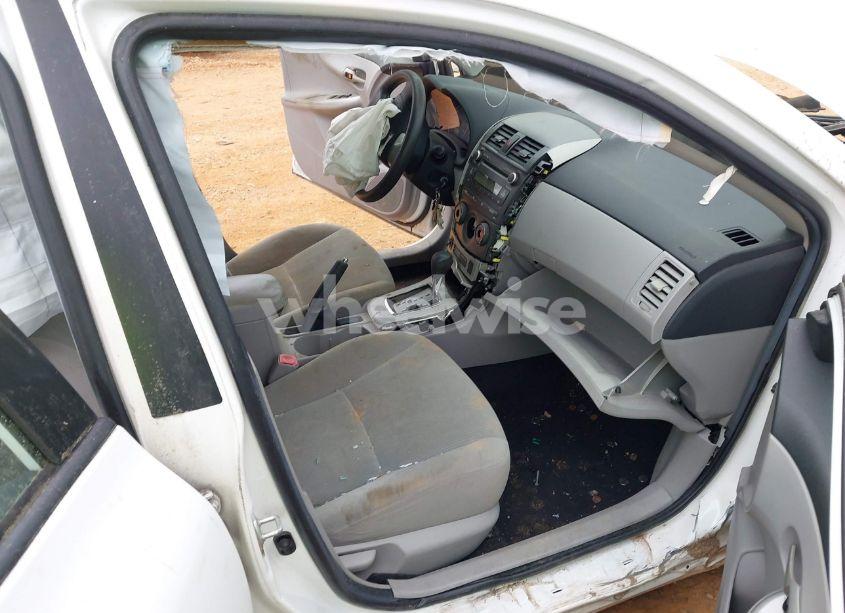 Photo 5 of 2011 Toyota Corolla LE (VIN 2T1BU4EE0BC698479)