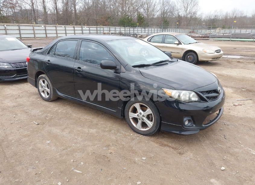 2011 Toyota Corolla S (VIN 2T1BU4EE0BC700991) main photo