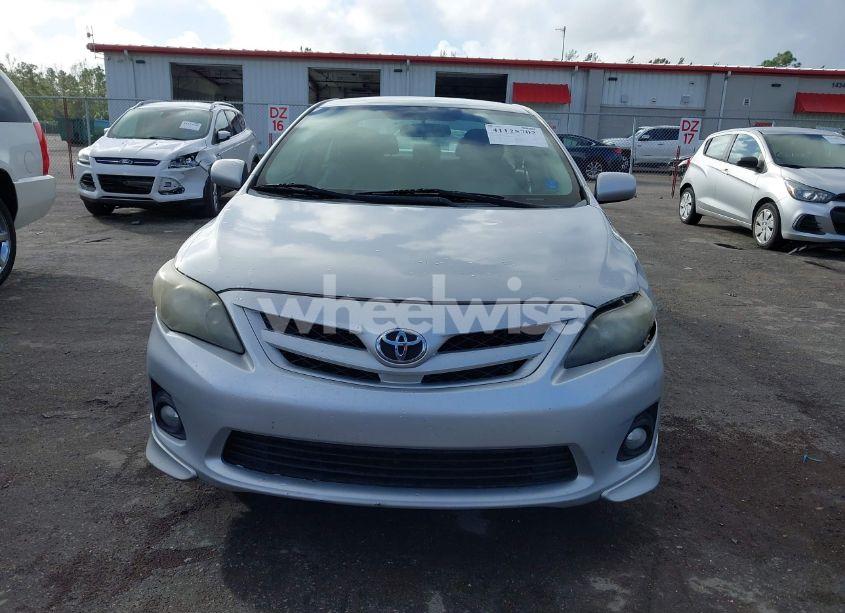 Photo 13 of 2011 Toyota Corolla S (VIN 2T1BU4EE0BC702563)
