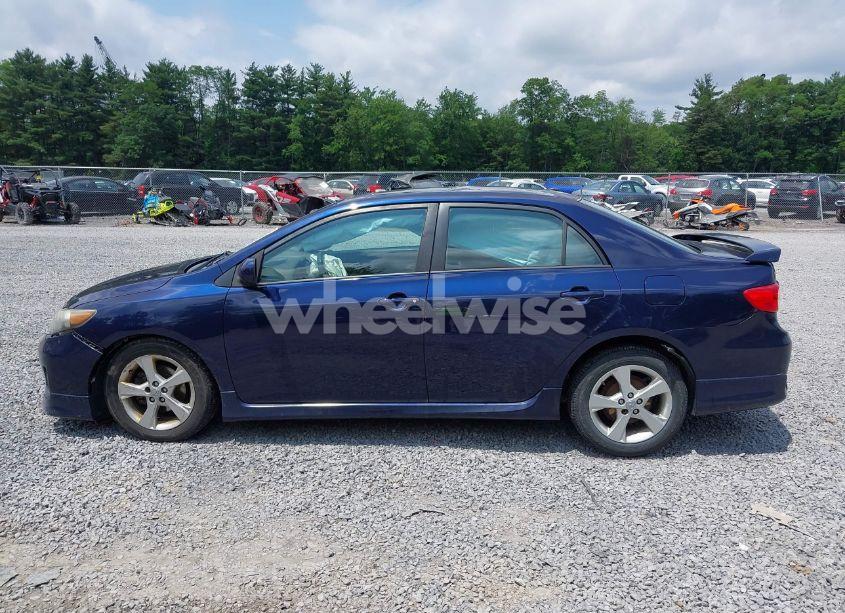 Photo 13 of 2011 Toyota Corolla S (VIN 2T1BU4EE0BC704040)