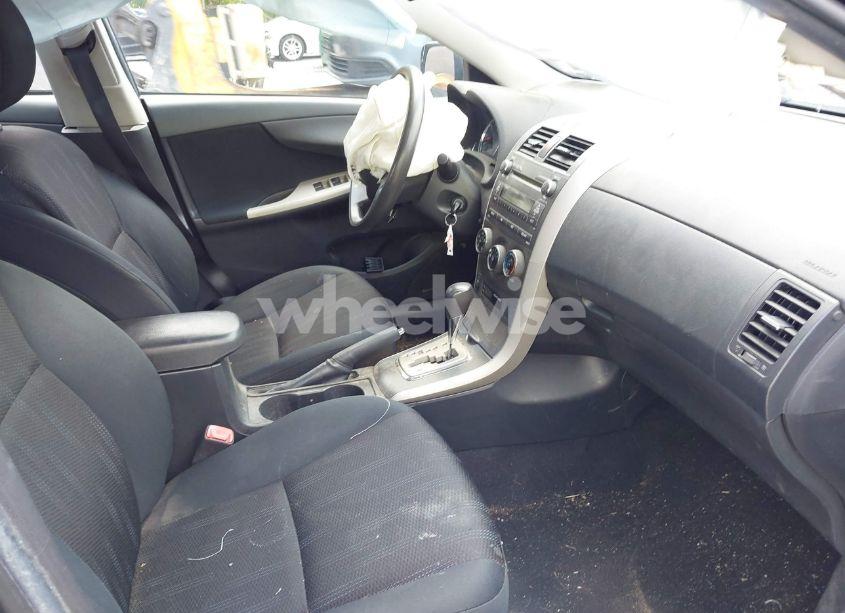 Photo 5 of 2011 Toyota Corolla S (VIN 2T1BU4EE0BC704040)