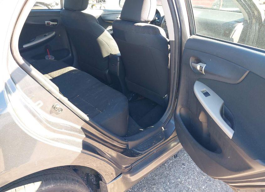 Photo 8 of 2011 Toyota Corolla S (VIN 2T1BU4EE0BC708198)