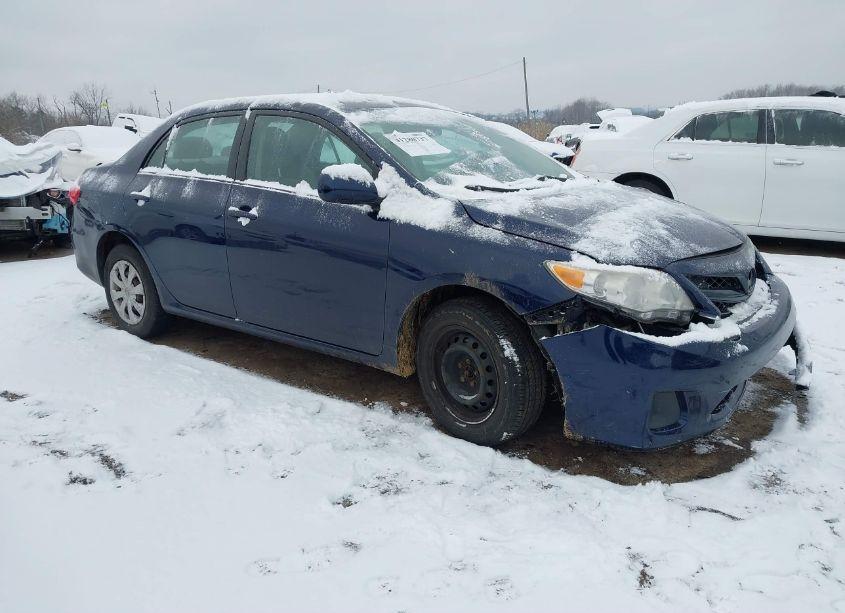 2011 Toyota Corolla LE (VIN 2T1BU4EE0BC714664) main photo