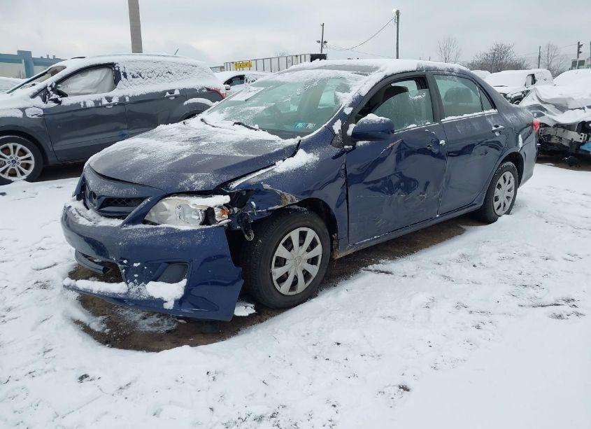 Photo 2 of 2011 Toyota Corolla LE (VIN 2T1BU4EE0BC714664)
