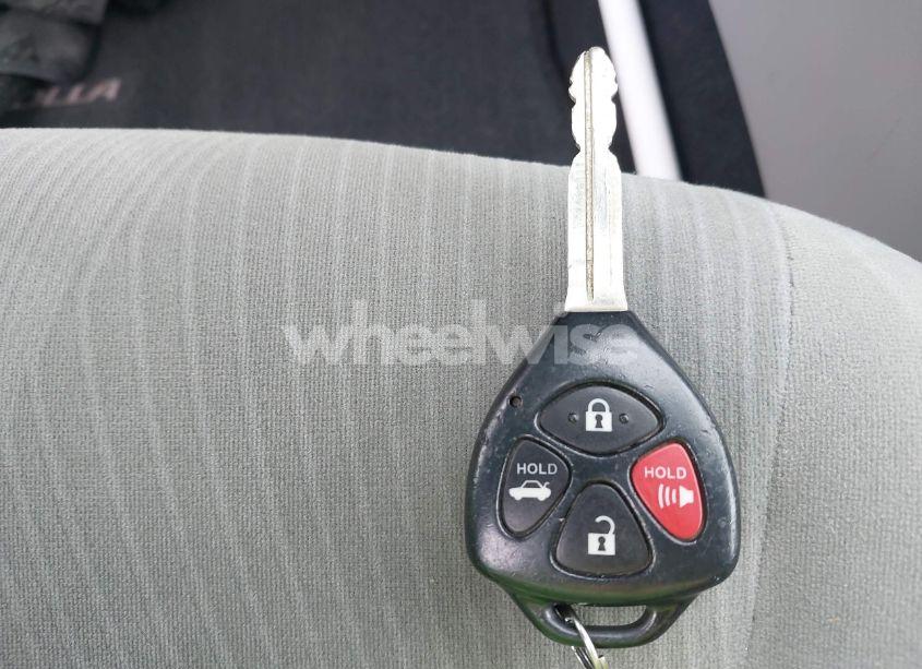 Photo 11 of 2011 Toyota Corolla LE (VIN 2T1BU4EE0BC731190)