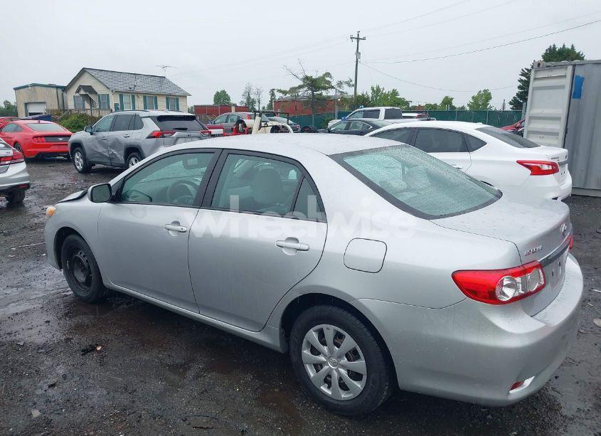 Photo 3 of 2011 Toyota Corolla LE (VIN 2T1BU4EE0BC731190)