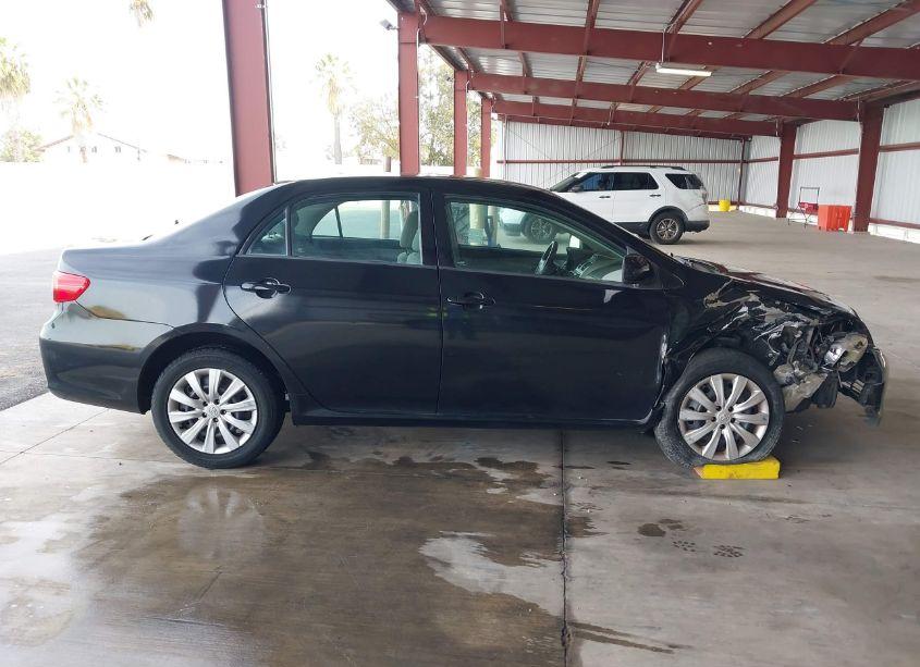Photo 13 of 2012 Toyota Corolla LE (VIN 2T1BU4EE0CC818556)