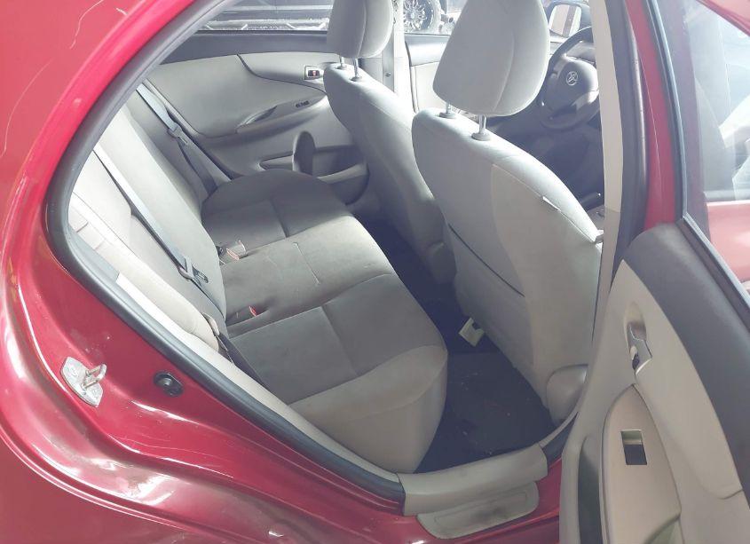 Photo 8 of 2012 Toyota Corolla LE (VIN 2T1BU4EE0CC829072)