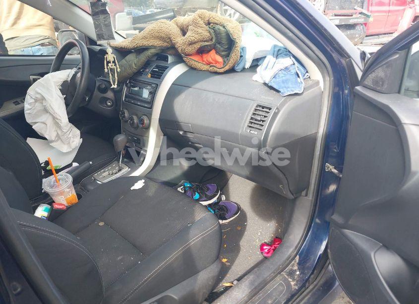 Photo 5 of 2012 Toyota Corolla S (VIN 2T1BU4EE0CC841075)