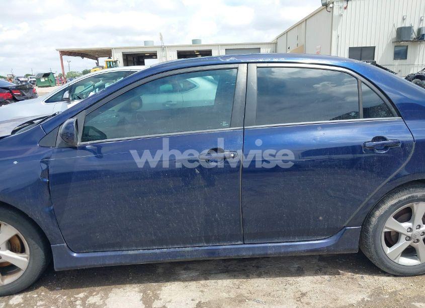 Photo 15 of 2012 Toyota Corolla S (VIN 2T1BU4EE0CC841125)