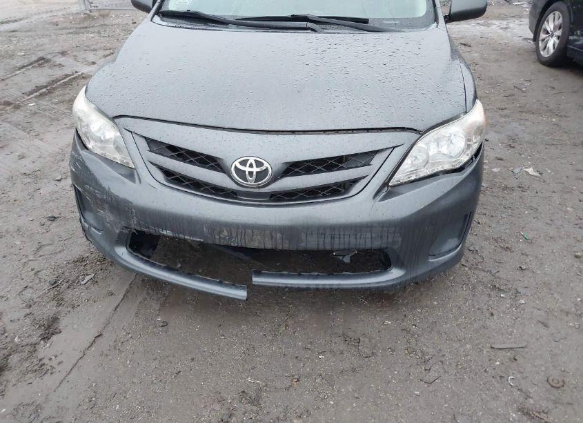 Photo 6 of 2012 Toyota Corolla LE (VIN 2T1BU4EE0CC869975)