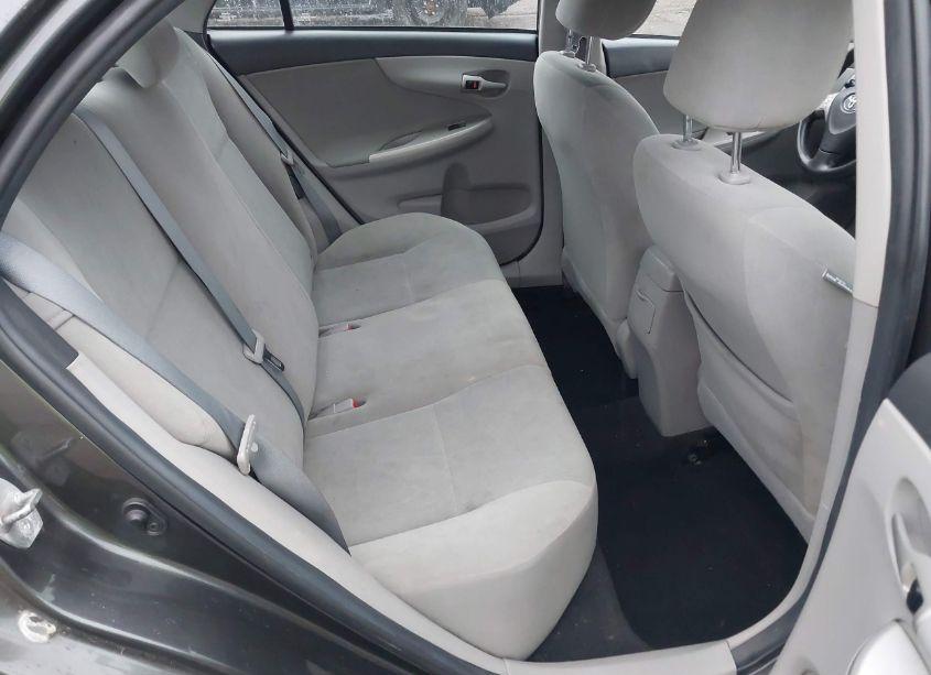 Photo 8 of 2012 Toyota Corolla LE (VIN 2T1BU4EE0CC869975)