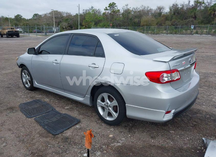 Photo 3 of 2012 Toyota Corolla S (VIN 2T1BU4EE0CC870236)