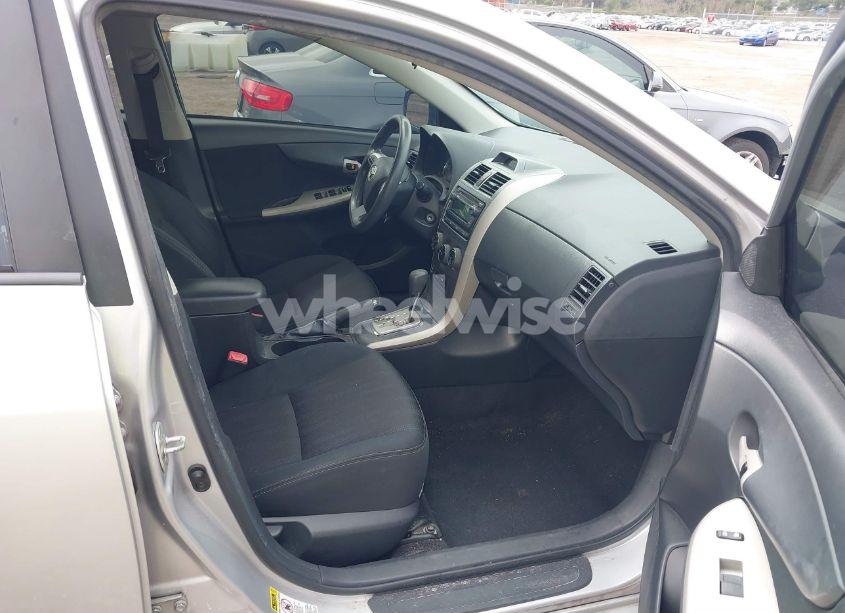 Photo 5 of 2012 Toyota Corolla S (VIN 2T1BU4EE0CC870236)