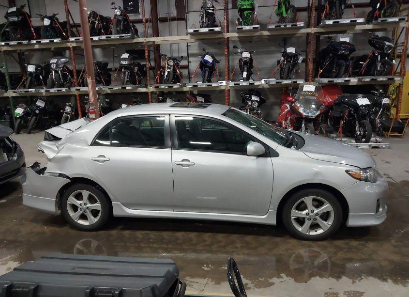 Photo 13 of 2012 Toyota Corolla S (VIN 2T1BU4EE0CC877557)
