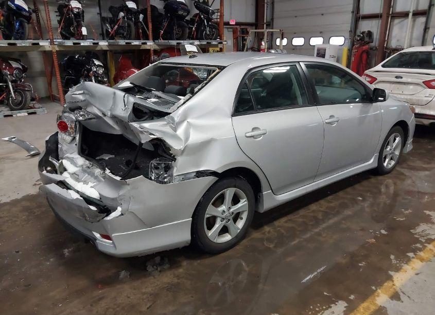 Photo 4 of 2012 Toyota Corolla S (VIN 2T1BU4EE0CC877557)