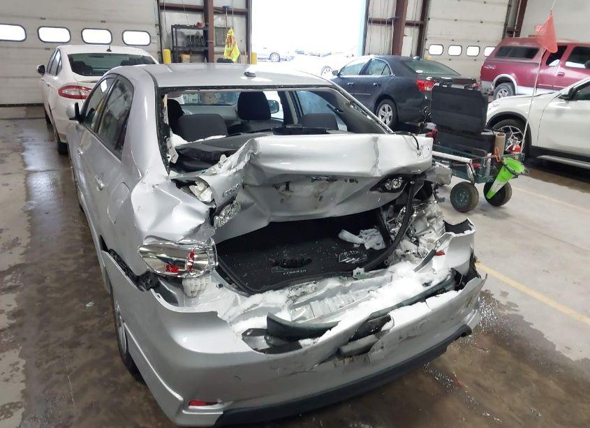 Photo 6 of 2012 Toyota Corolla S (VIN 2T1BU4EE0CC877557)