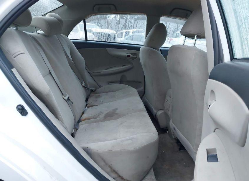 Photo 8 of 2012 Toyota Corolla L (VIN 2T1BU4EE0CC879342)