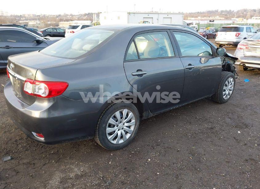 Photo 4 of 2012 Toyota Corolla LE (VIN 2T1BU4EE0CC885285)