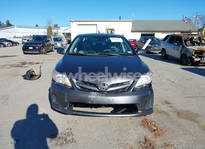 Photo 12 of 2012 Toyota Corolla LE (VIN 2T1BU4EE0CC886100)